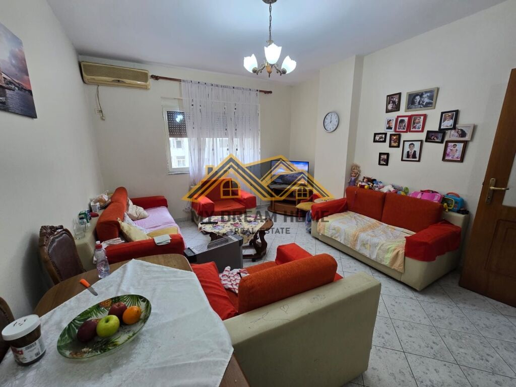 Shitet, Apartament 2+1, Plazh Iliria, Durres