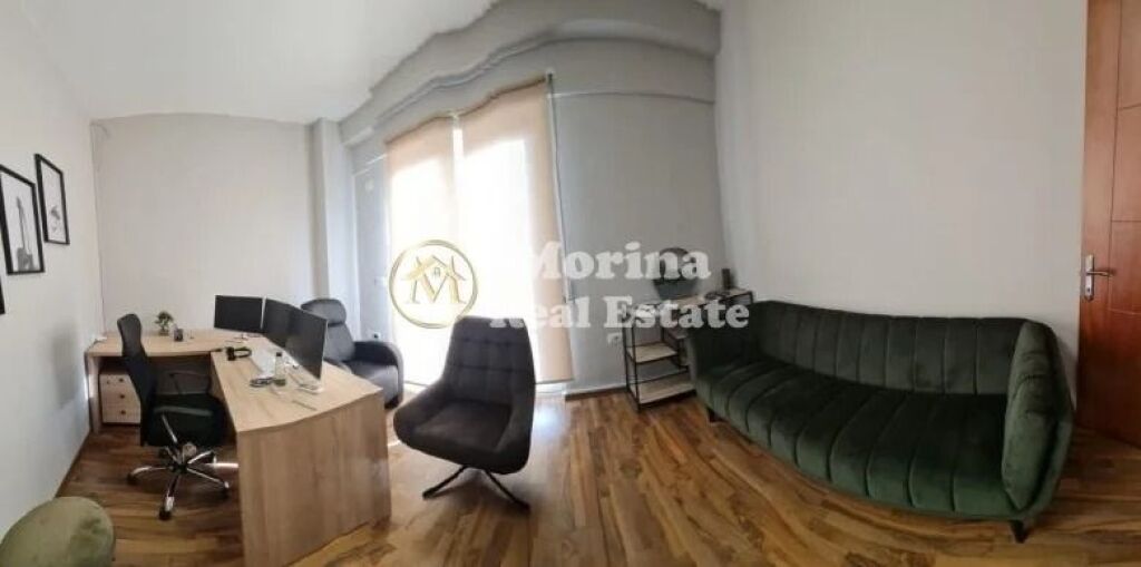 Affitto | Locale Commerciale | 21 Dicembre | 1650 €/mese