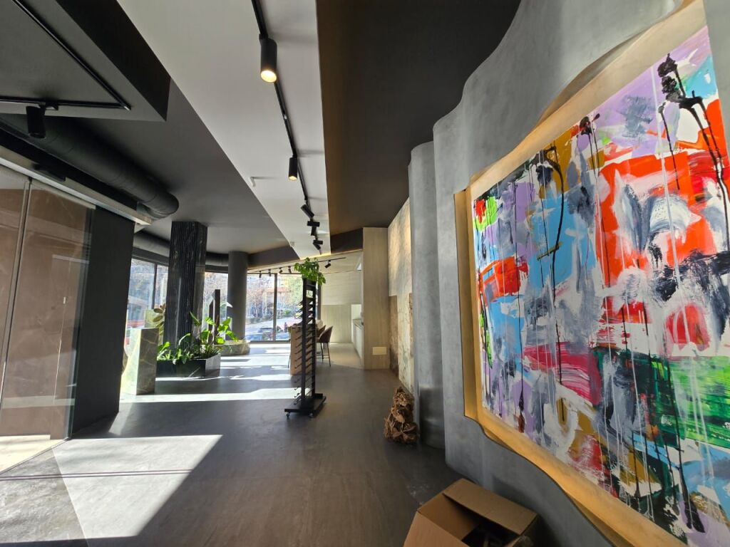 SHOP FOR RENT DINAMO STADIUM