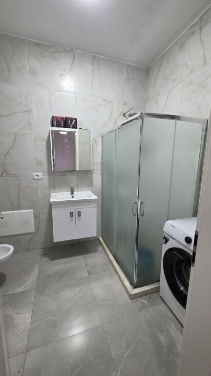 Apartament 2+1 me qera ne Ali Dem tek Mangalemi