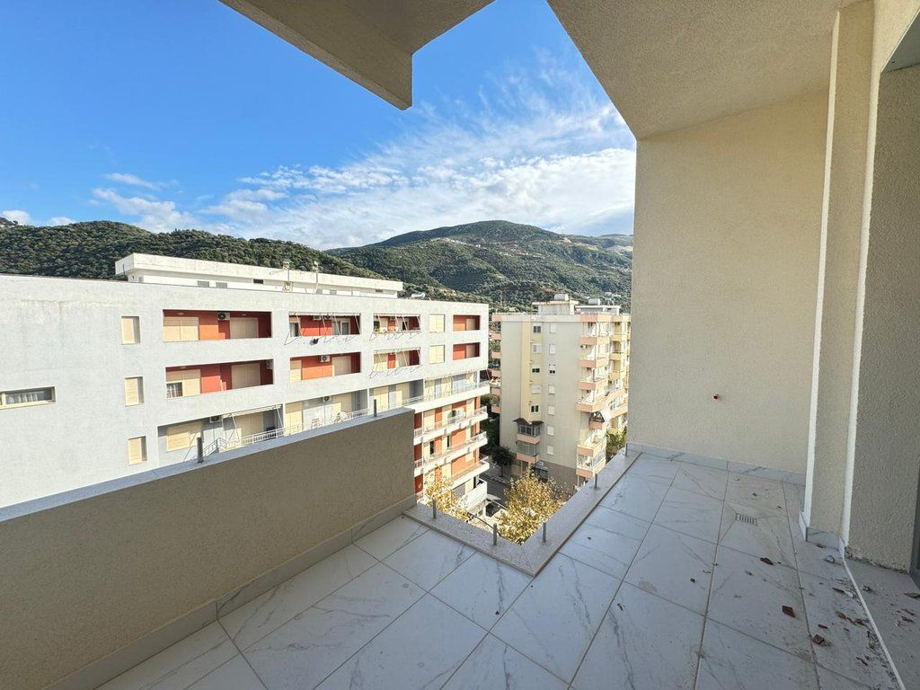 APARTMENT 1+1 FOR SALE ON THE LUNGOMARE