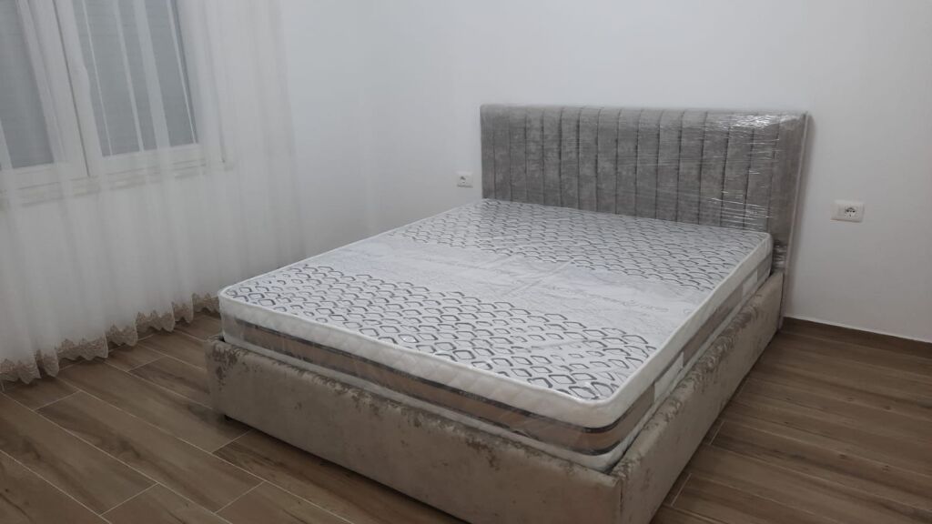 Apartment 1+1 for rent in Shkoze.