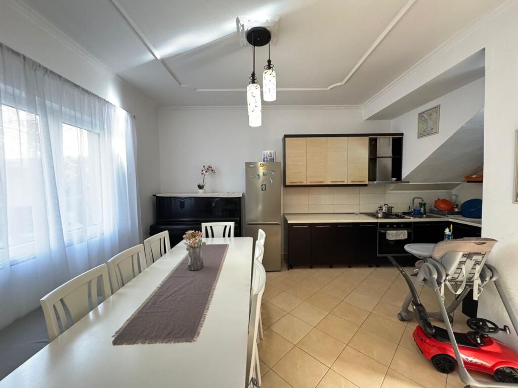 Villa di 3 piani in affitto alle ville tedesche