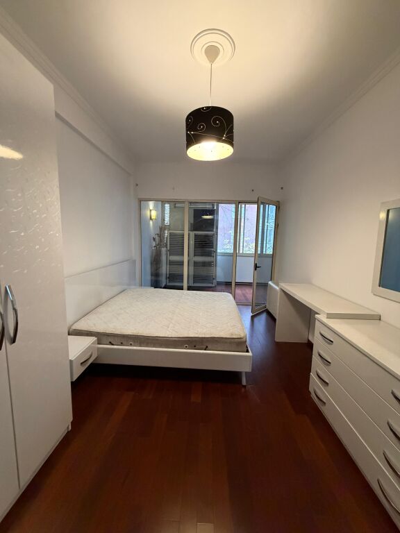 🏡 SHITET Apartament 2+1+2 + Parkim 🅿️ 📍 Pranë Teatrit “Art Turbina” – Rruga Marko Boçari