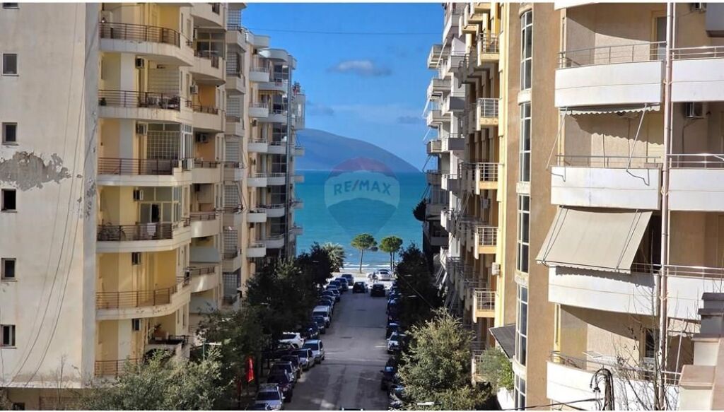🏖️ Apartment 1+1 for sale– Lungo Mare, Vlorë
