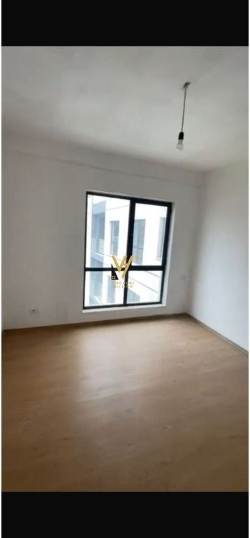 JEPET AMBIENT 117 M2 ME QIRA TE 5 MAJI 400 EURO