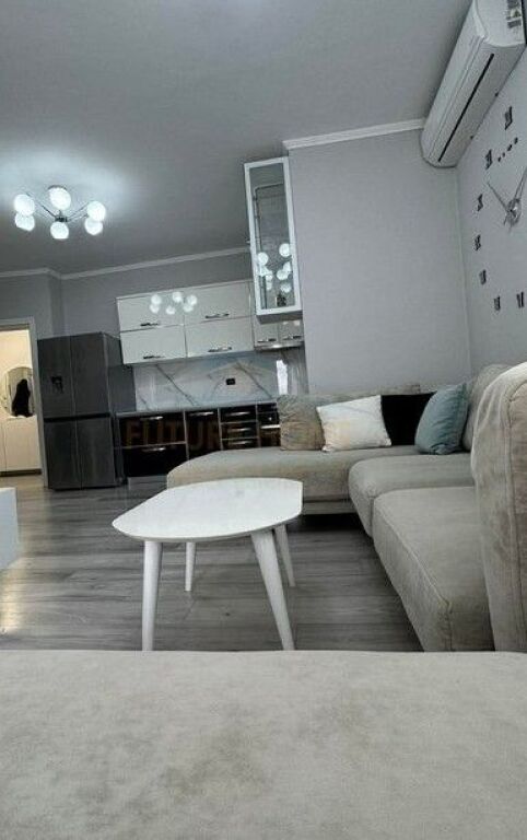 Qera, Apartament 2+1+2 Unaza e Re