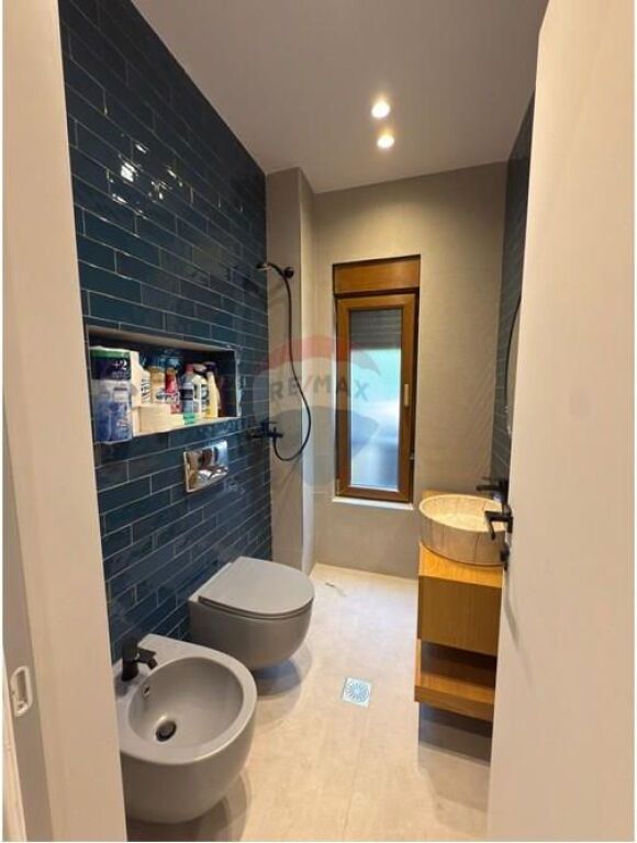 Villa al Complesso Kolombo in affitto