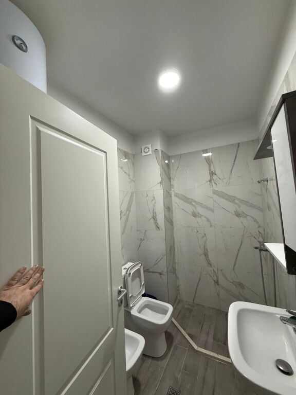 !!Jepet me Qira Apartament 1+1 – Astir, afër Vilës L!!