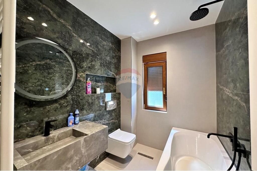 Villa al Complesso Kolombo in affitto