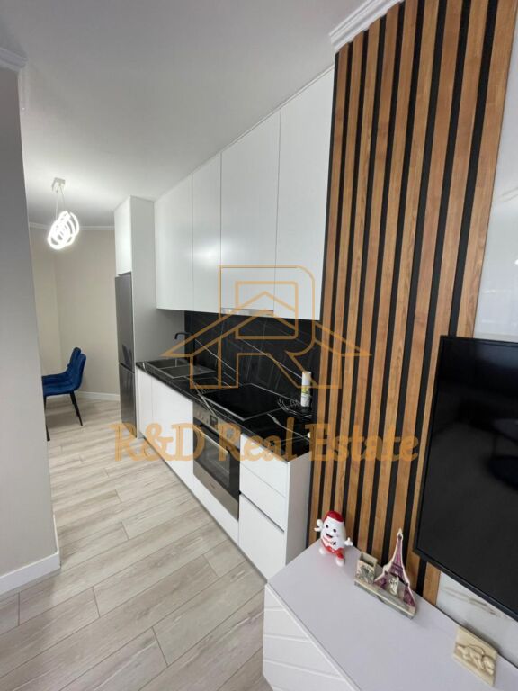 Apartament me qira – Rruga e Kosovareve, pallat i ri