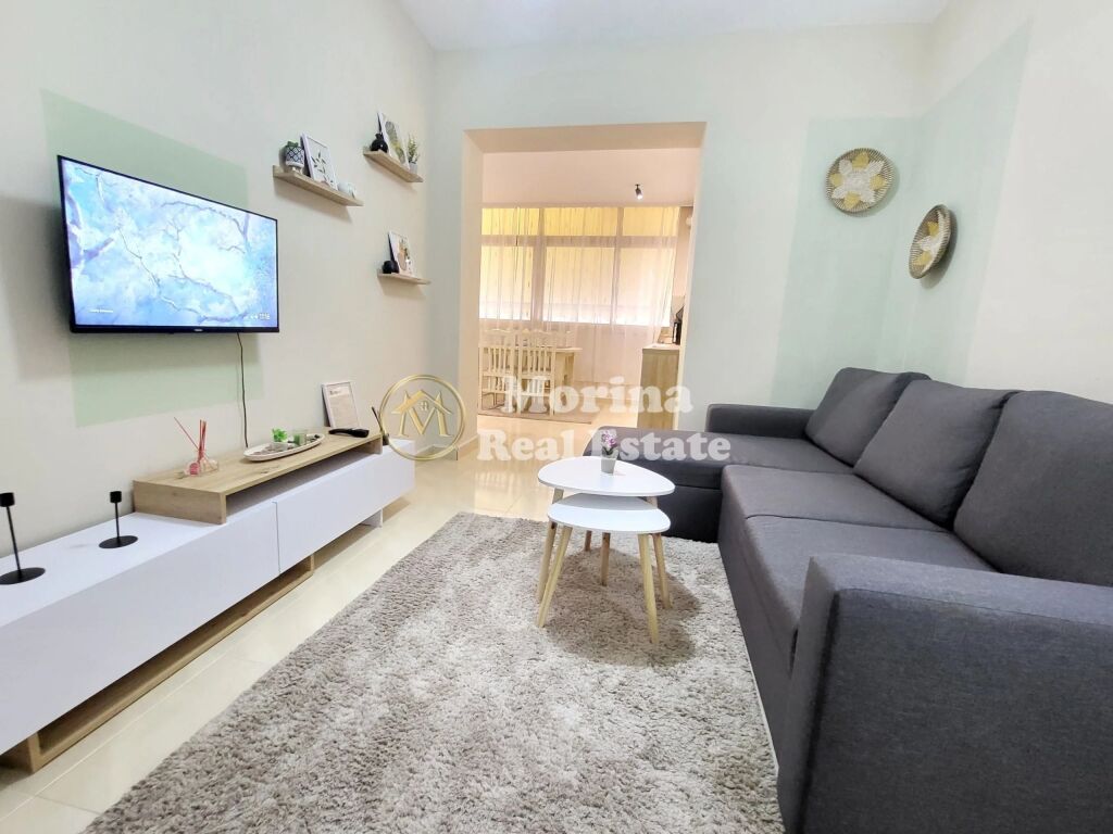 Affitto | Appartamento 1 + 1 | Piazza Skenderbej | 670 €/mese