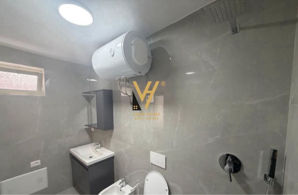 ENTRANCE 2+1 FOR RENT AT THE TRAIN STATION 700 EURO