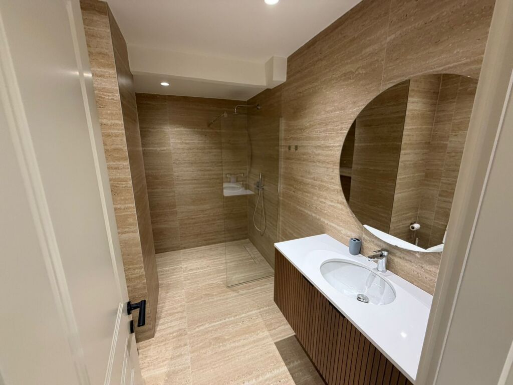 APARTAMENT 2+1 PER QERA TEK GARDA