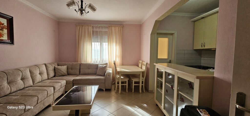 Apartament 2+1 për qira – Lagjja 16