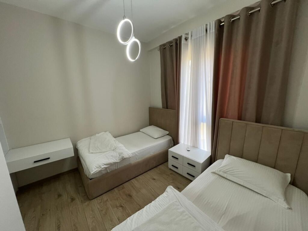 APARTAMENT 2+1+2 PER QERA NE QENDER!
