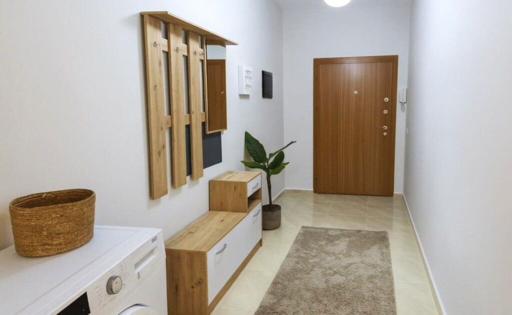 Apartment For Rent 1+1 In Center ( ID B211415) Tirana