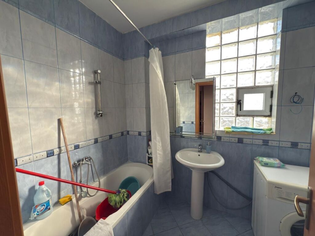 ✨VENDESI APPARTAMENTO 2+1 - VICINO AL NUOVO MERCATO ✨