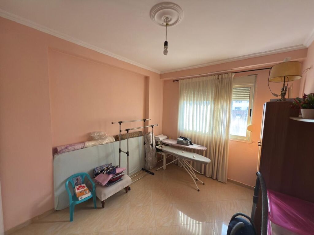 ✨VENDESI APPARTAMENTO 2+1 - VICINO AL NUOVO MERCATO ✨