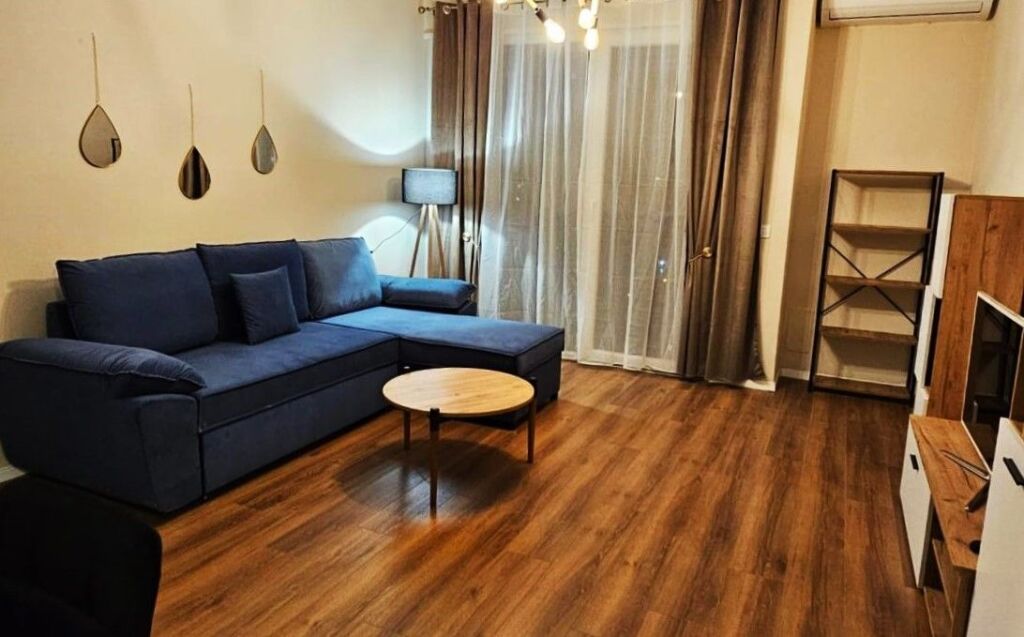 Apartament 2+1 Me Qera Tek 5 Maji (ID B220682) Tirane