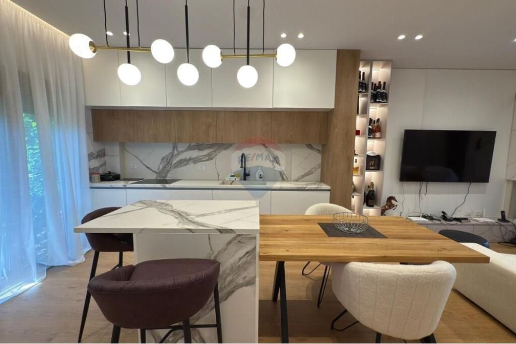 Villa al Complesso Kolombo in affitto