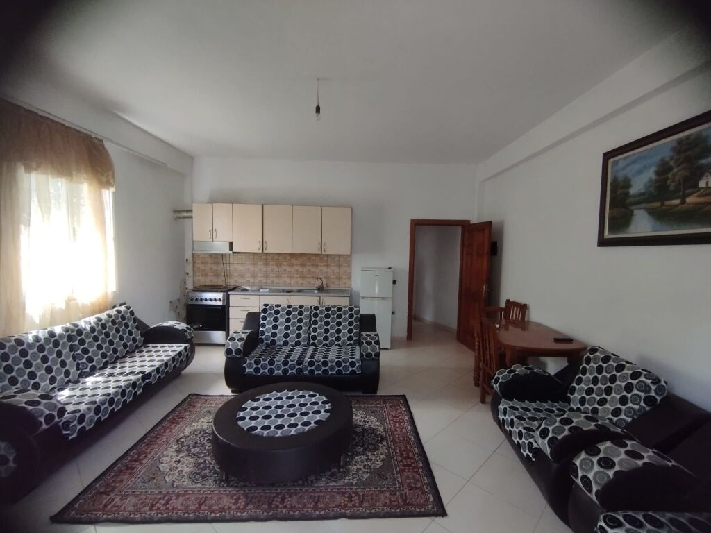 APARTAMENT 1+1. 30000 LEKE.VILAT GJERMANE.KOPESHTI SARITO