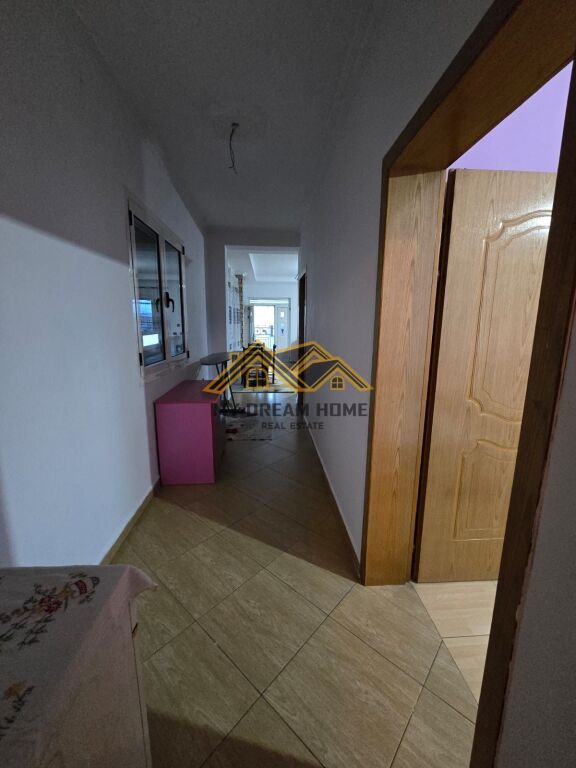 SHITET SHTEPI DHE NJESI BIZNESI 2-KATESHE, LAGJA 15, DURRES