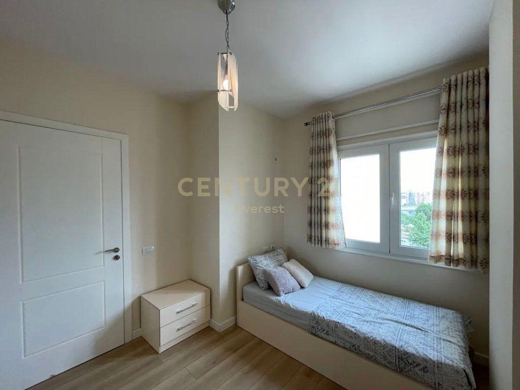 LIQENI I THATE, APARTAMENT 2+1 PER QIRA POST PARKIMI