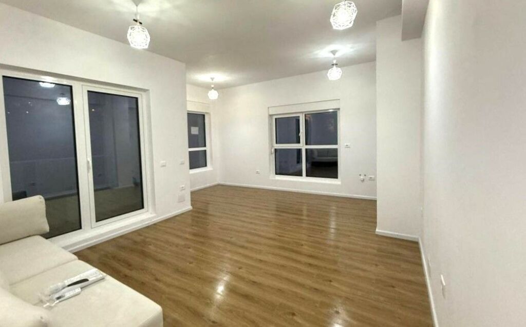 Zyre Me Qera Ne Ali Dem (ID BZ2803) Tirane