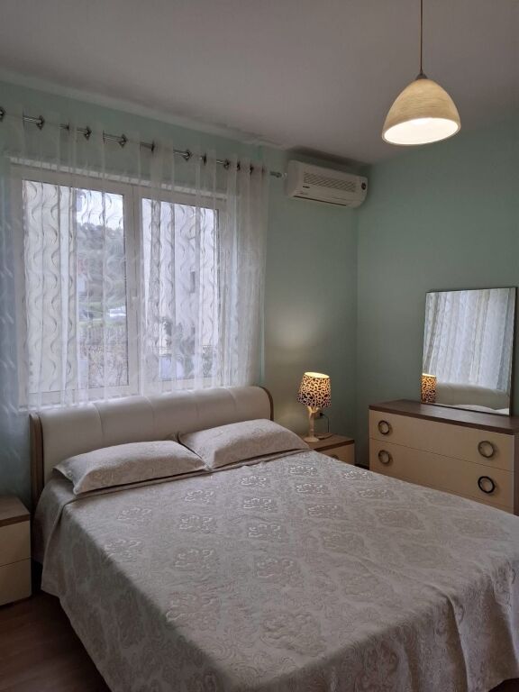 2+1 Apartment near the Zoo!