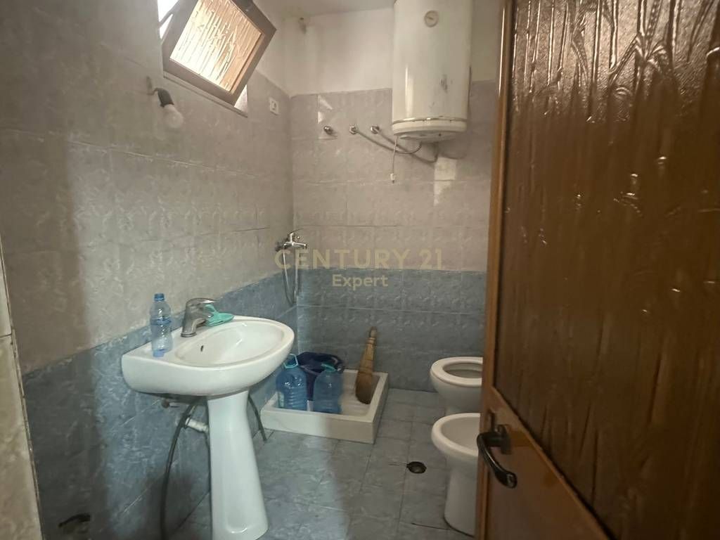 Apartment 1+1 for sale in Kombinat!