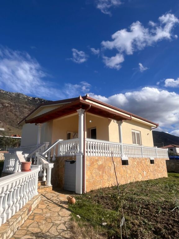 🏡 Shtëpi private 2+1 me qira – Tragjas, Vlorë