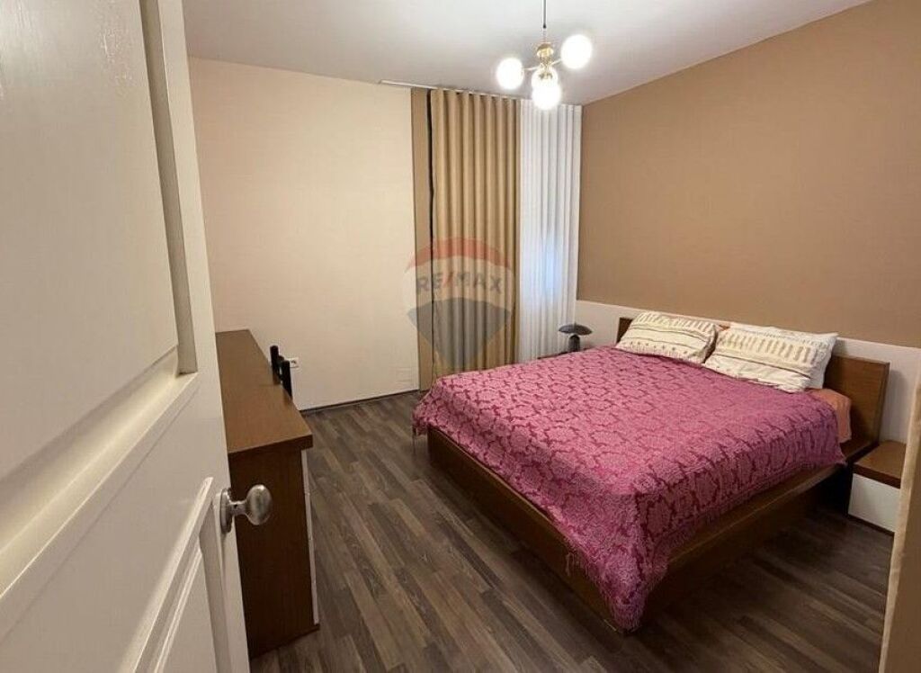 Shitet Apartament 2+1 i mobiluar ne Fresk (530581008-70)