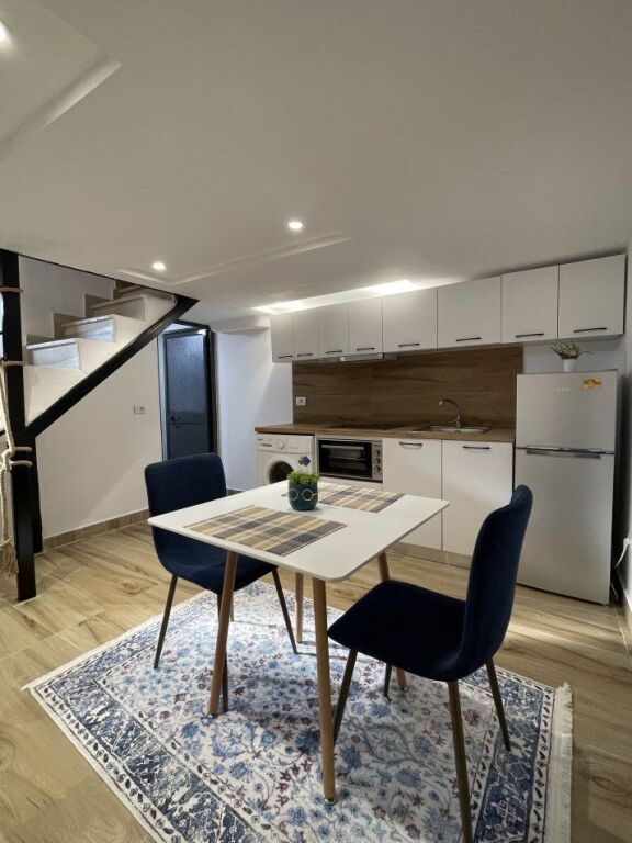 Duplex (studio apartment) for rent on Durrsi Street!