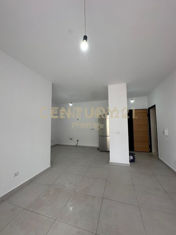 AMBIENTE PER UFFICI CON POSTO AUTO PRESSO L'EX STAZIONE FERROVIARIA