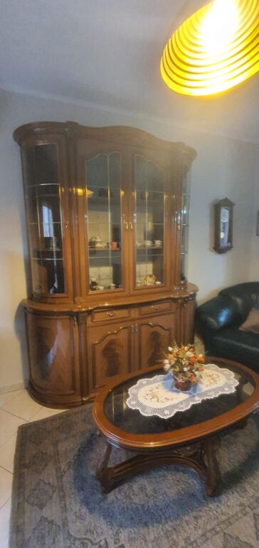 Apartment 2+1 on villa floor Near Fushat in Ali Dem!