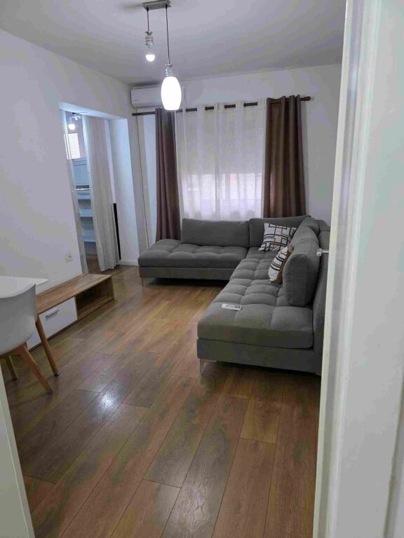 🏠 Jepet me qira apartament 2+1