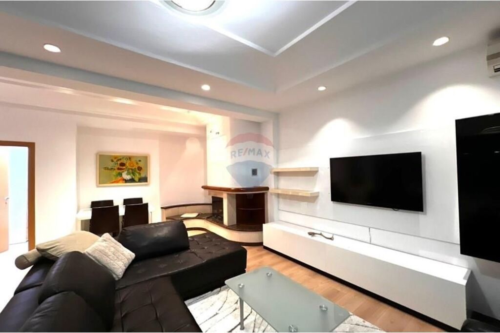 Apartment 2+1 for rent Elbasan Street