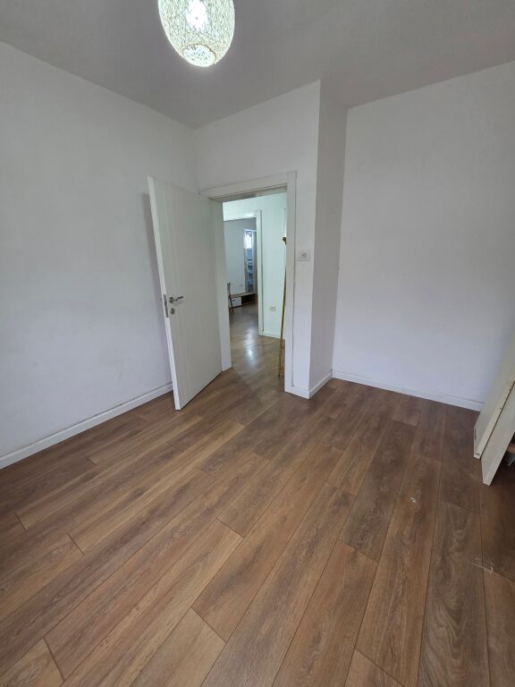 Apartment 2+1 for rent Myslym Shyri in Tirana