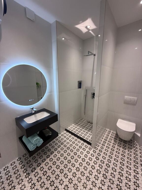 ❗️Shitet apartament 2+1 – Vlorë pranë Shkollës Industriale.