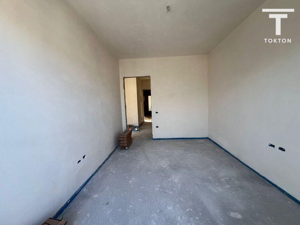 SHITET APARTAMENT 2+1+2+ VERANDE, ALI DEMI, TIRANE