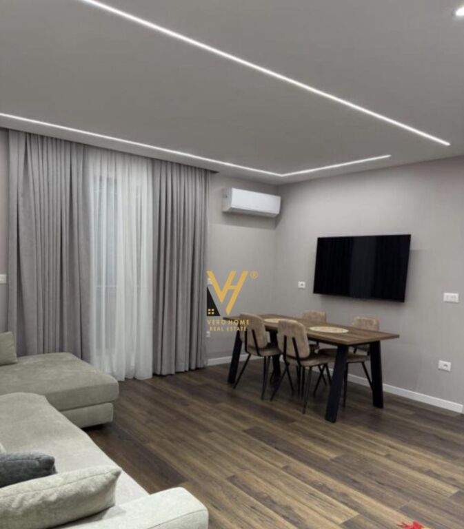 JEPET APARTAMENT 1+1+BLK ME QERA TE STACIONI I TRENIT 700 EURO