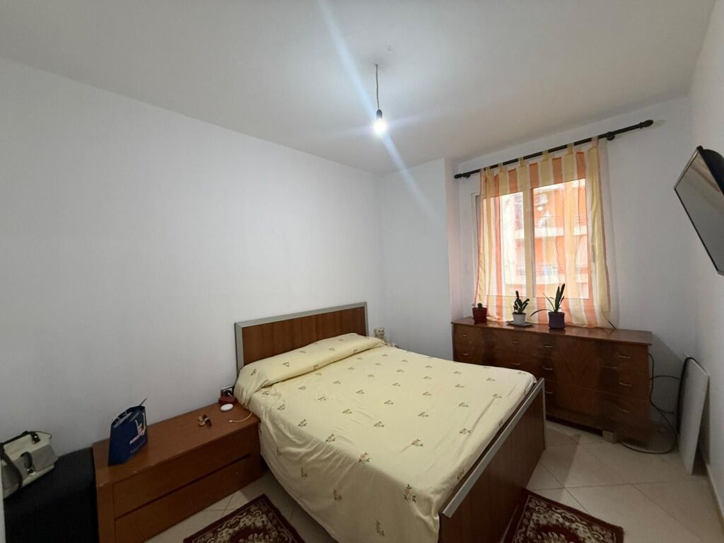 Qera, Apartament 2+1+2Bllk, Fresku, Tirane