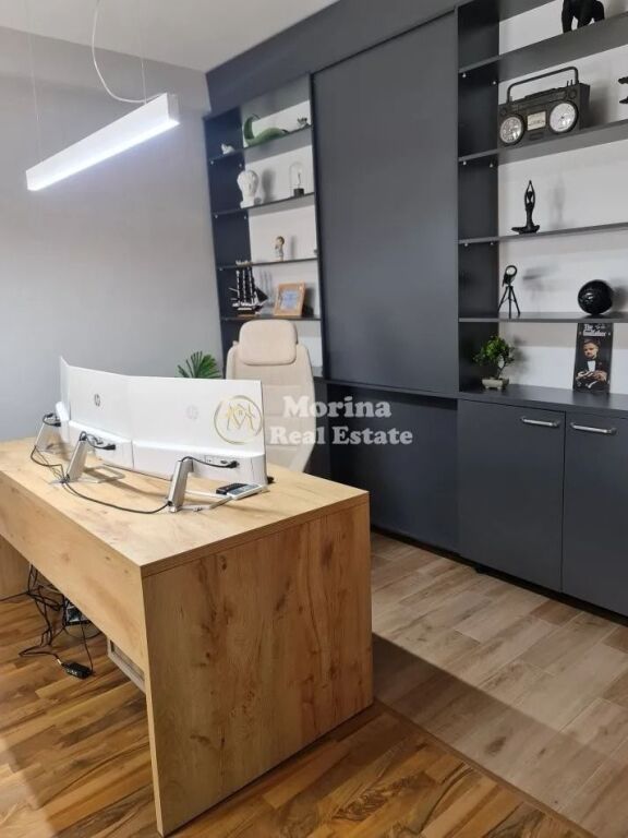 Affitto | Locale Commerciale | 21 Dicembre | 1650 €/mese