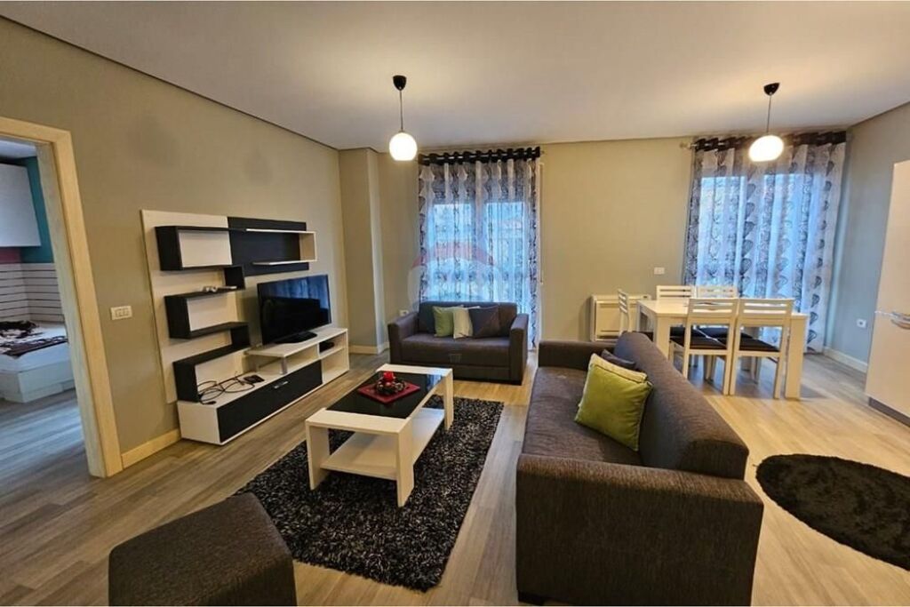 Apartament 2+1 per qira tek Rruga e Kavajes