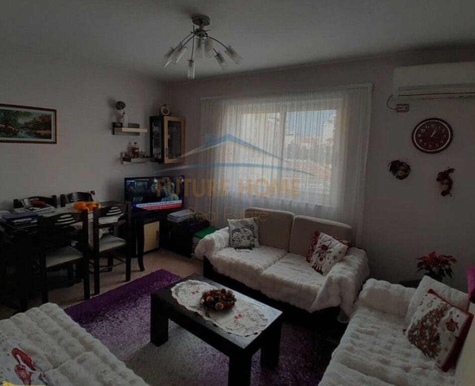Shitet, Apartament 3+1+2, Brryli, Tiranë.