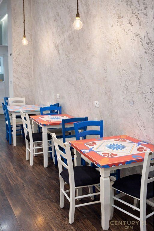 Spazio Commerciale In Affitto in Piazza Willson, Ymer Kurti