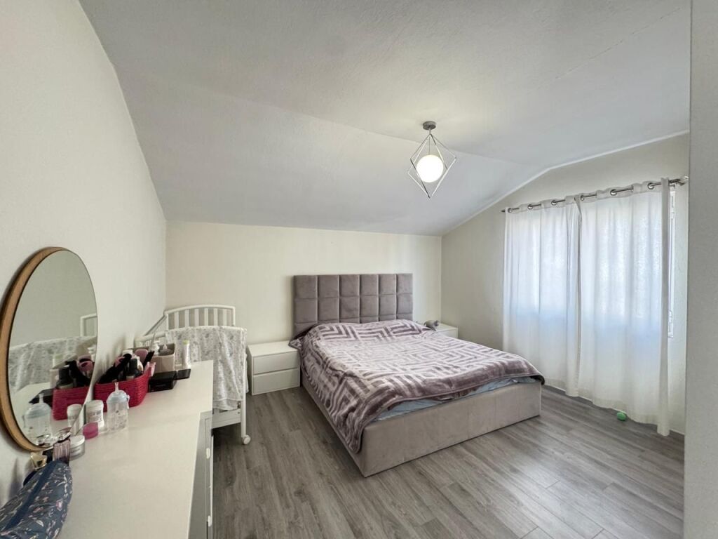 Villa di 3 piani in affitto alle ville tedesche