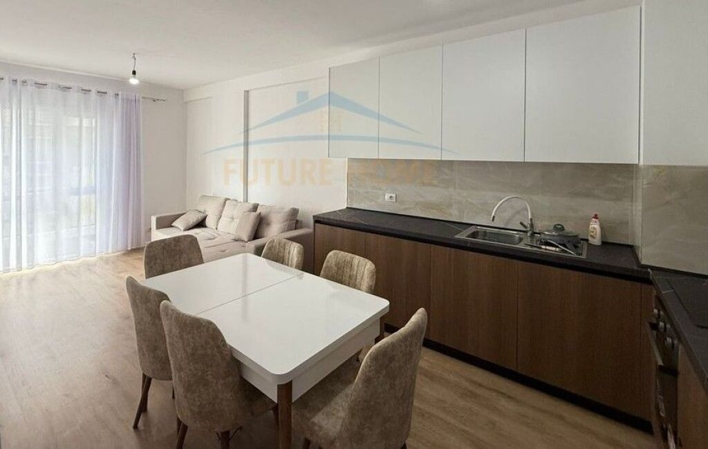 Affitto, Appartamento 2+1+Posto auto, Univers City, Tirane