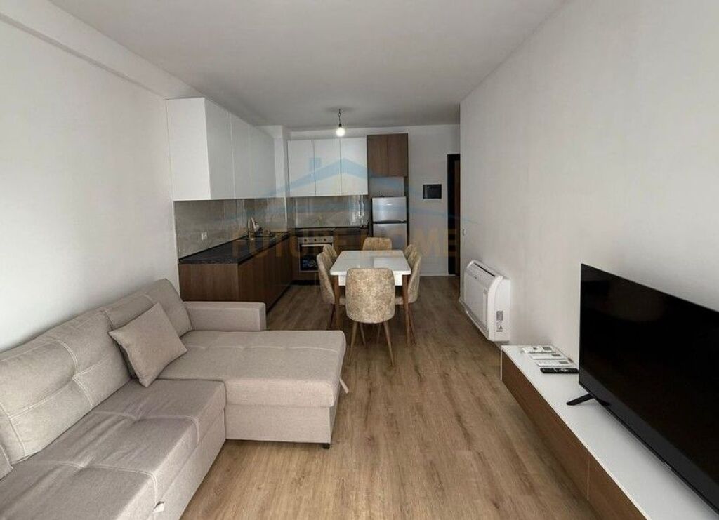 Affitto, Appartamento 2+1+Posto auto, Univers City, Tirane